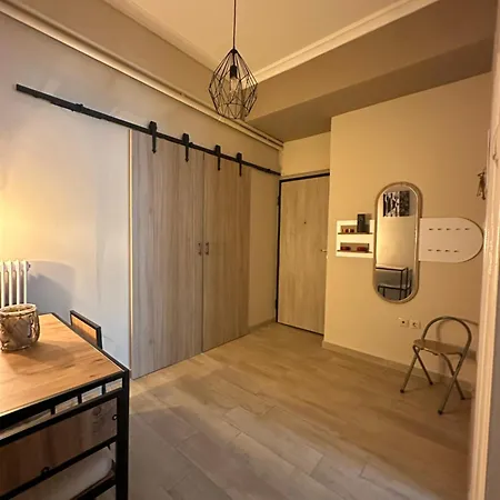 Ζεστή Φωλίτσα Στο Κέντρο. Apartment Athens Exterior photo